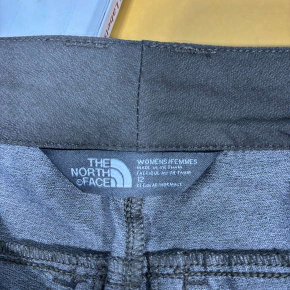 The North Face Ruched‎ Aphrodite outdoor Hike, Olive Size 12 - Picture 11 of 13
